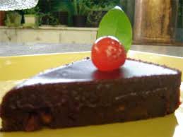 Torta de chocolate com gelatina de cereja Images?q=tbn:ANd9GcTs0_OCVmj5qsBtRrxBXEBIUC6bY1SxMsve-IAdPJuAZOSSBqSN9Q